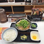 Yoshinoya - 牛すき鍋膳ごはん増量、納豆