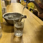 Sakaba Bi-Toru - 注ぎ込む、なか焼酎。