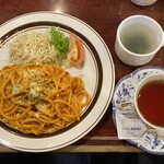 珈琲茶館 麦藁帽子 - 