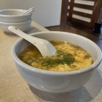 焼肉 丸惠 - 玉子スープ人気だった。