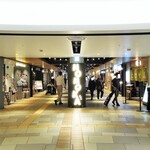 ミアスタンド - NOMOKA入口