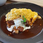 桃源台ビューレストラン - 料理写真:ビーフシチューオムライス