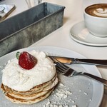 SOHOLM CAFE＋DINING  - ホワイトショコラパンケーキ