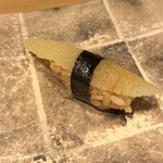 鮨 一二郎 - まさかの数の子は前日お祝いの席があり仕入れたとの事。魚卵大好きだから嬉しい！幸せのお裾分け、ラッキーでした。(ง  ᵕωᵕ)ว♪