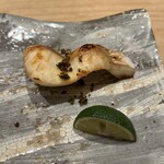 鮨 一二郎 - 大好きなマナガツオの山椒塩焼。火入れも絶妙。