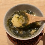 鮨 一二郎 - 泉南でもワカメが取れるとは知りませんでした。鳴門も美味しいですが、やっぱり地のものが嬉しいです♥️