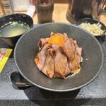 道頓堀肉劇場 - 