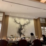 Flying Stag - バーカウンターの壁、牡鹿のアート