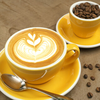 使用特色咖啡制作的飲品菜單