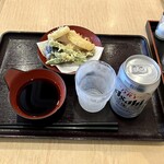 Tsubomiya - 野菜天4種盛り合わせ270円、ビール440円