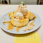 FLIPPER'S  - 