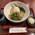 Teuchi Soba Nioka - ぶっかけそばの揚玉抜きです。