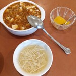 中国料理CHINOIS - ﾋﾟﾘ辛!!麻婆豆腐（辛さ普通）の右側