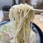 やまみラーメン - 麺