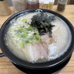 やまみラーメン - ラーメン800円