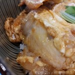 Soba Tokoro Sairai An - 斜切的豬排，斷面寬大！味道入味極佳！