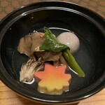 山水閣 - 季節の野菜の炊き合わせ