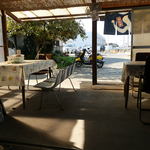 讃岐製麺所 - 店内から外を見る2013年)