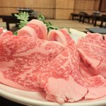 大和 - 特選高級和牛すき焼定食 1480円 の霜降り特選高級和牛