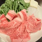 大和 - 特選高級和牛すき焼定食 1480円 の霜降り特選高級和牛