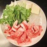 大和 - 特選高級和牛すき焼定食 1480円 の霜降り特選高級和牛