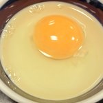 特選高級和牛すき焼定食 1480円 の生卵