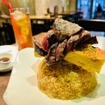 和牛食堂 waigaya - 薪焼きレアステーキ丼