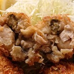 Hacchouboritomo - 八丁堀 朋 ＠八丁堀 複数個づけで大きな広島県産牡蠣フライ