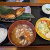 いばら - ぶり塩焼・カキフライ・とん汁　1,250円