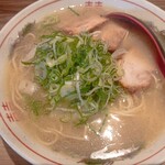 博多荘 - ワンタン麺