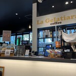 La Gelatiara - サードアベニューのフードコートです！