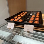 ラトリエヒロワキサカ - 焼きたてフィナンシェあります！エラブルよりナチュールが好き。