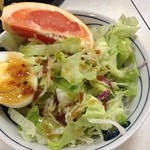 Fujiyoshi - ランチのサラダ