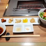 焼肉ベンジャミン - 