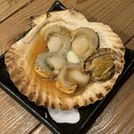 炉端とおでん 呼炉凪来 - ホタテバター