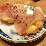 寿司と天ぷら ニューツルマツ - いちじくの天ぷら生ハムのせ
