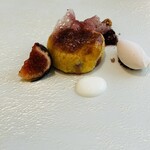 レミニセンス - 熱々の無花果に冷たいアイスが効果的