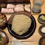 中華蕎麦 とみ田 - つけめん（大 350g）各種トッピング　賄いご飯