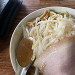 極太濁流ラーメン ら・けいこ - 濃厚なスープ