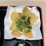 Yoshisoba - 野菜バラ天そば ¥520 の野菜バラ天