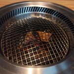 炭焼肉 石田屋。 - 