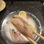 金沢まいもん寿司 上野店 - のど黒あぶり９００円。しっかり炙ったのど黒は、旨味も脂も十分です、