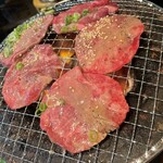 炭火焼肉 キョロちゃん - 