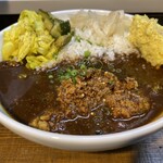 魔皿カレー - デビルカレー赤はカシミールのキーマ