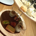 Point - アミューズ