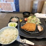 Teuchi Tonkatsu Shimaya - ロースかつランチ