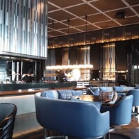 DINING & BAR TABLE 9 TOKYO - 