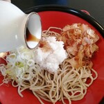 Teuchi Soba Hana Hana - 信玄おろしそばに蕎麦つゆを