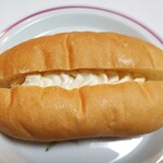無添加パン まつや - 料理写真:バタークリームパン・プレーン