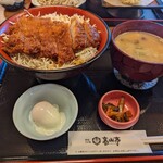 高山亭 - ソースカツ丼